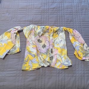 NWOT yumi kim off the shoulder crop top
